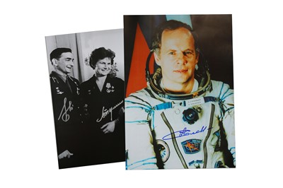 Lot 361 - Russian Cosmonauts.