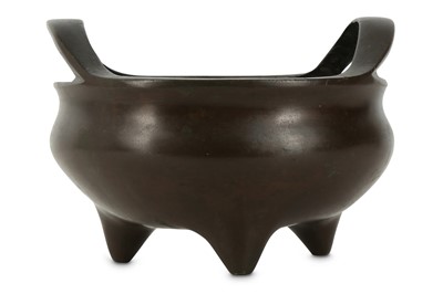 Lot 320 - A CHINESE BRONZE TRIPOD INCENSE BURNER.