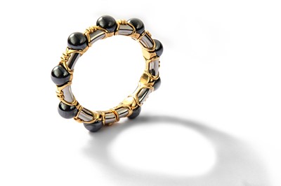 Lot 32 - A 'Tubini' bangle, by Bulgari