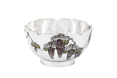 Lot 304 - An early 20th century Japanese silver and enamel bowl, circa 1900 mark of a turtle in a triangle probably for retailer Sanku Sanju