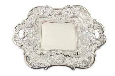 Lot 150 - A CHINESE SILVER 'DRAGON' TAZZA.