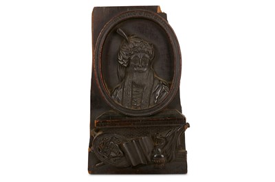 Lot 102 - AN 18TH CENTURY CARVED WOOD RELIEF PANEL DEPICTING FLAVIUS JOSEPHUS