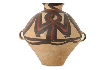 Lot 479 - A CHINESE POTTERY JAR.
