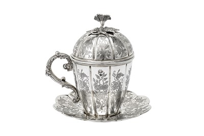 Lot 302 - A mid-19th century Ottoman Turkish 900 standard silver shalip cup, with Tughra of Sultan Abdul Mecid (1838-1861)