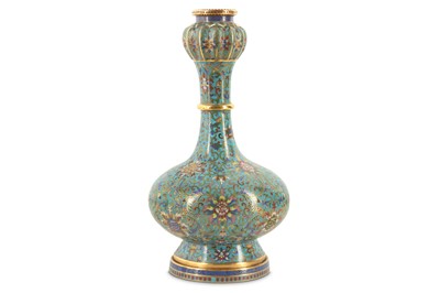 Lot 222 - A CHINESE CLOISONNÉ GARLIC MOUTH BOTTLE VASE.