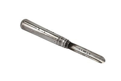 Lot 363 - A George III sterling silver travelling apple corer, Birmingham 1818 by Ledsam & Vale (reg. Oct 1818)