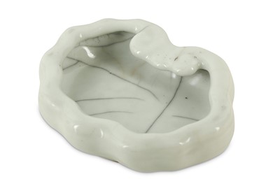 Lot 547 - A CHINESE CRACKLE-GLAZE 'LINGZHI' WASHER.