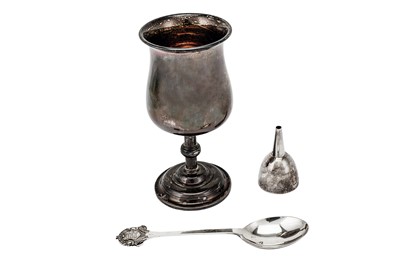Lot 173 - A mixed group of sterling silver