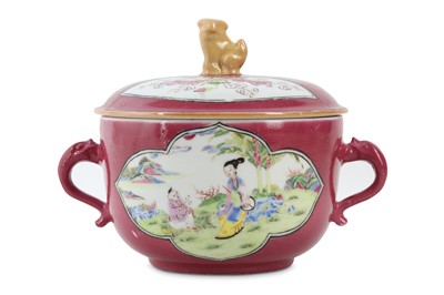 Lot 105 - A CHINESE RUBY-GROUND 'LADY AND BOY' BOWL AND COVER.