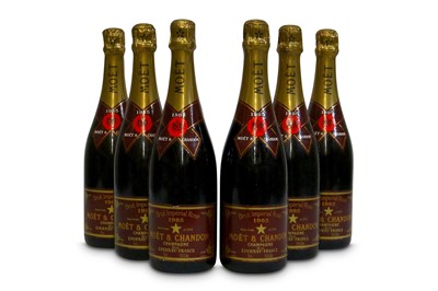 Lot 48 - Moet & Chandon Brut, Champagne 1985