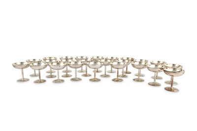 Lot 67 - A large quantity of Christofle dessert coupes