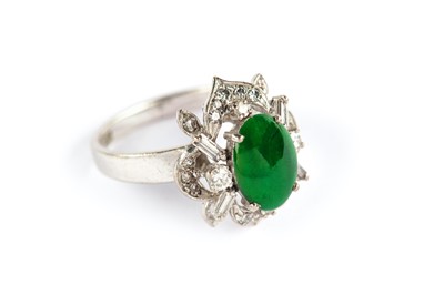 Lot 9 - A jade and diamond ring