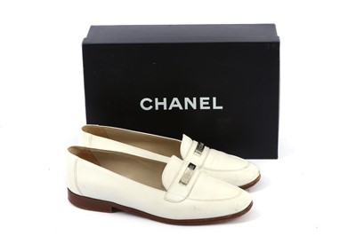 Lot 86 - Chanel White Caviar Loafers - Size 39