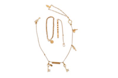 Lot 50 - A small group lot of jewellery