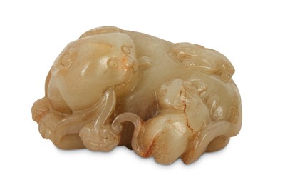Lot 512 - A CHINESE YELLOW JADE 'CAT' GROUP