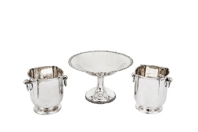 Lot 425 - A mixed group of sterling silver