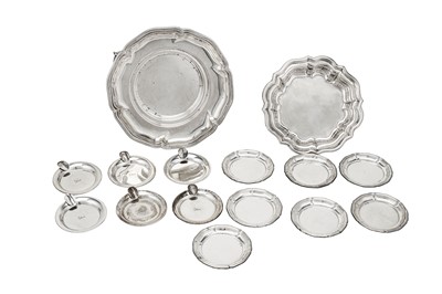 Lot 171 - A mixed group of German 800 standard silver