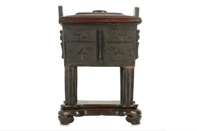 Lot 404 - A CHINESE BRONZE INCENSE BURNER, FANG DING.