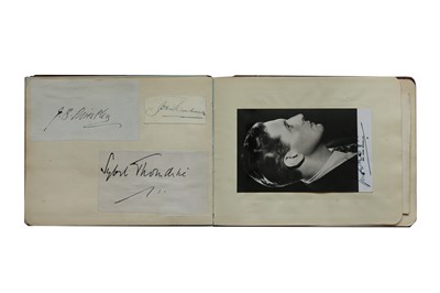 Lot 18 - Autograph Album.- Miscellaneous