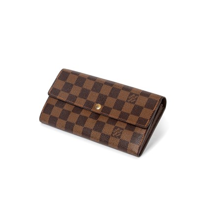 Lot 90 - Louis Vuitton Damier Ebene Sarah Wallet
