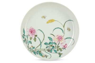 Lot 409 - A CHINESE FAMILLE ROSE PINK-BACKED DISH.