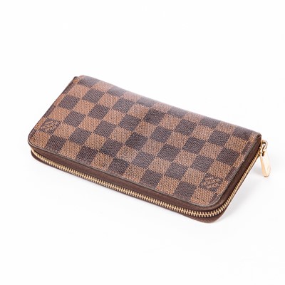 Lot 95 - Louis Vuitton Damier Ebene Zippy Wallet