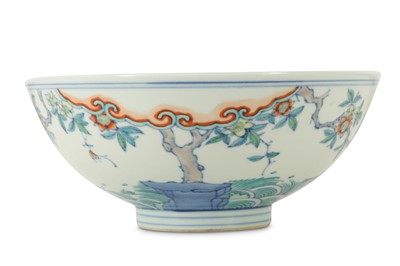 Lot 611 - A CHINESE DOUCAI 'FISH' BOWL.