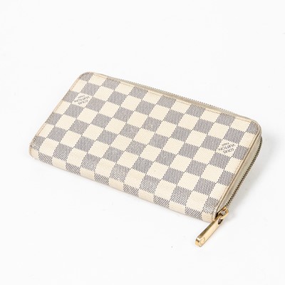 Lot 253 - Louis Vuitton Damier Azur Zippy Wallet GM