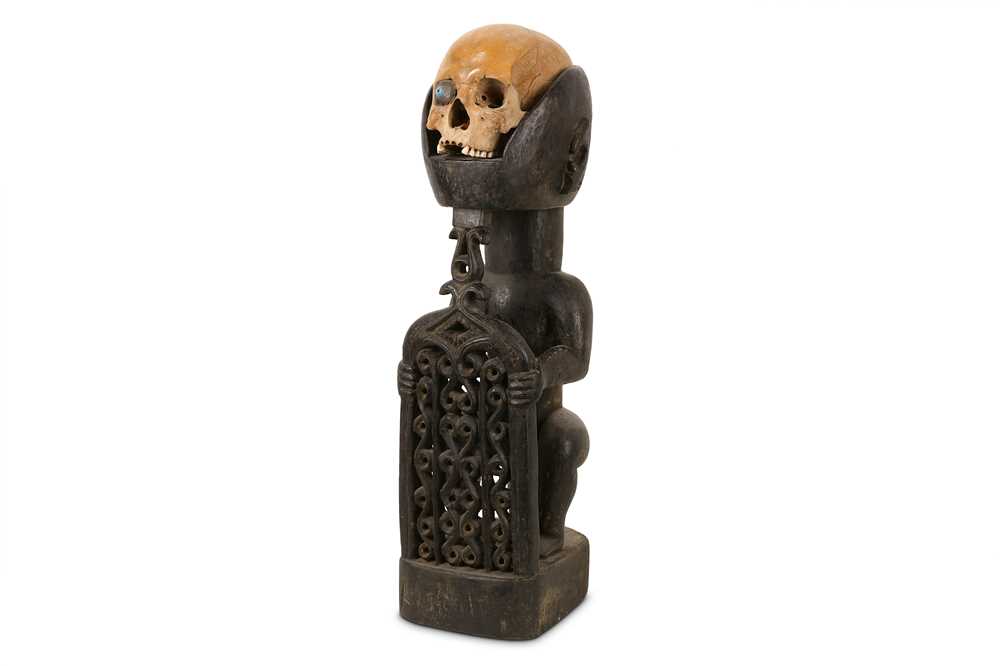 Lot 55 - A NEW GUINEA TRIBAL KORWAR / KORWA ANCESTOR FIGURE