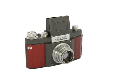 Lot 176 - A KW Praktiflex SLR Camera