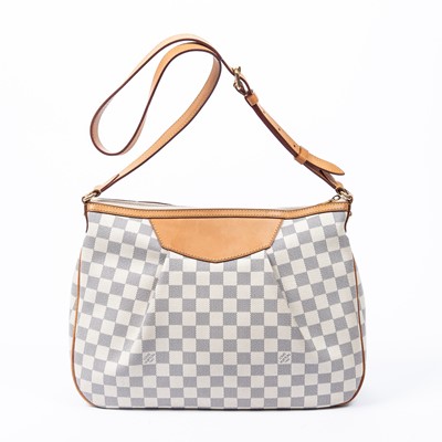 Lot 244 - Louis Vuitton Damier Azur Siracusa GM