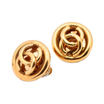 Lot 299 - Chanel Logo Clip On Earrings
