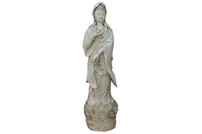 Lot 262 - A LARGE CHINESE BLANC-DE-CHINE GUANYIN.