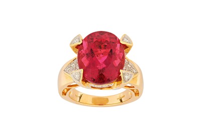Lot 74 - A pink tourmaline and diamond dress ring