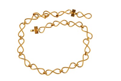 Lot 77 - YSL Infinity Link Chain Belt