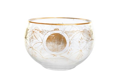 Lot 275 - A GILT CLEAR-GLASS BOWL