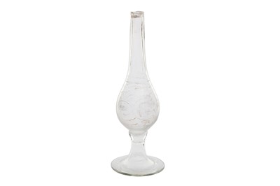 Lot 273 - A MOULD-BLOWN GILT CLEAR-GLASS ROSEWATER SPRINKLER