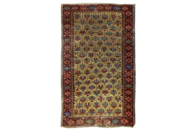 Lot 20 - AN ANTIQUE DAGESTAN RUG, EAST CAUCASUS