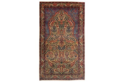 Lot 40 - A FINE ANTIQUE KIRMAN PRAYER RUG, SOUTH PERSIA