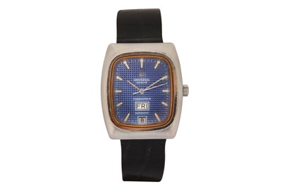 Lot 40 - UNIVERSAL GENEVE.