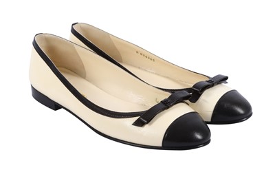 Lot 36 - Chanel Bicolour Ballerina Flats - Size 39