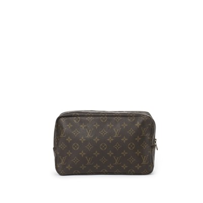 Lot 104 - Louis Vuitton Monogram Toiletry Pouch GM