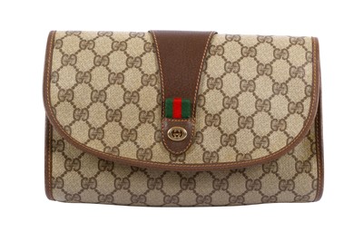 Lot 127 - Gucci Beige Supreme Monogram Clutch