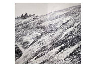 Lot 64 - LI XIAOLONG.   李小龙