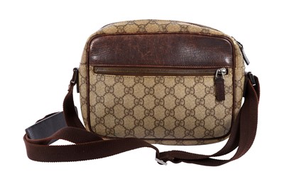 Lot 119 - Gucci Beige Supreme Monogram Zip Front Crossbody