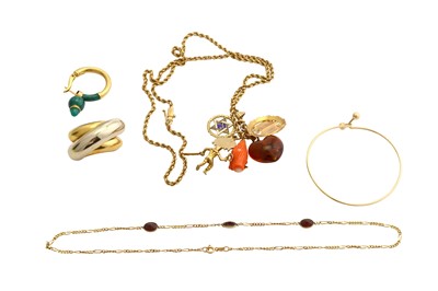 Lot 30 - A collection of jewellery