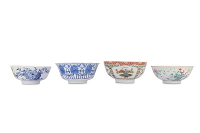 Lot 308 - FOUR CHINESE PORCELAIN BOWLS.