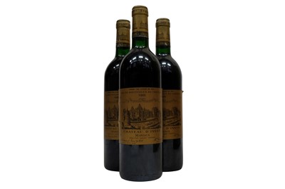 Lot 65 - Château D'Issan 1985