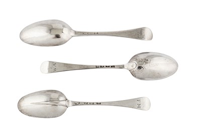 Lot 258 - A George I sterling silver tablespoon, London 1726 by Hugh Arnett and Edward Pocock (reg. 22nd June 1720)