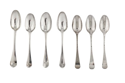Lot 244 - A mixed selection of George II / George III sterling silver teaspoons